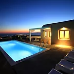 270 Oias View