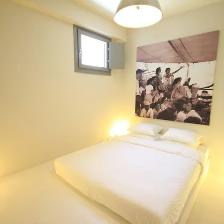 270 Oias View *