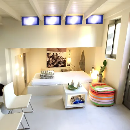 270 Oias View * Oia