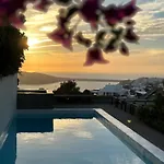 270 Oias View *