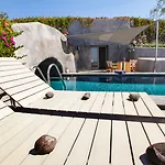 270 Oias View